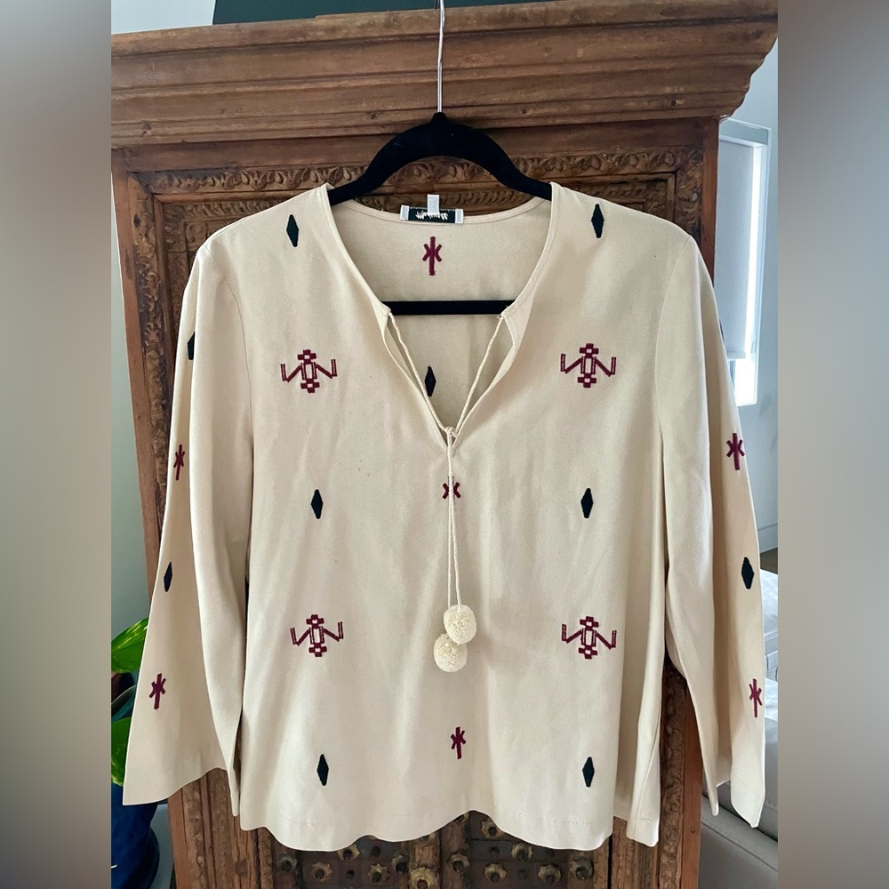 Madewell size Sml embroidered silk top